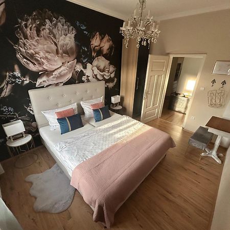 Apartmany Villa Magnolie リポヴァー・ラーズニェ エクステリア 写真