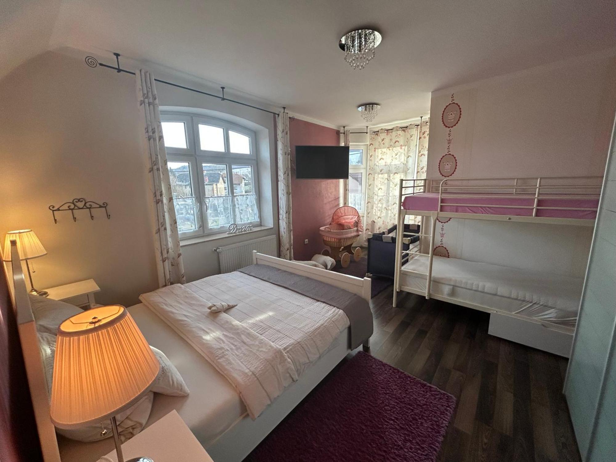 Apartmany Villa Magnolie リポヴァー・ラーズニェ エクステリア 写真